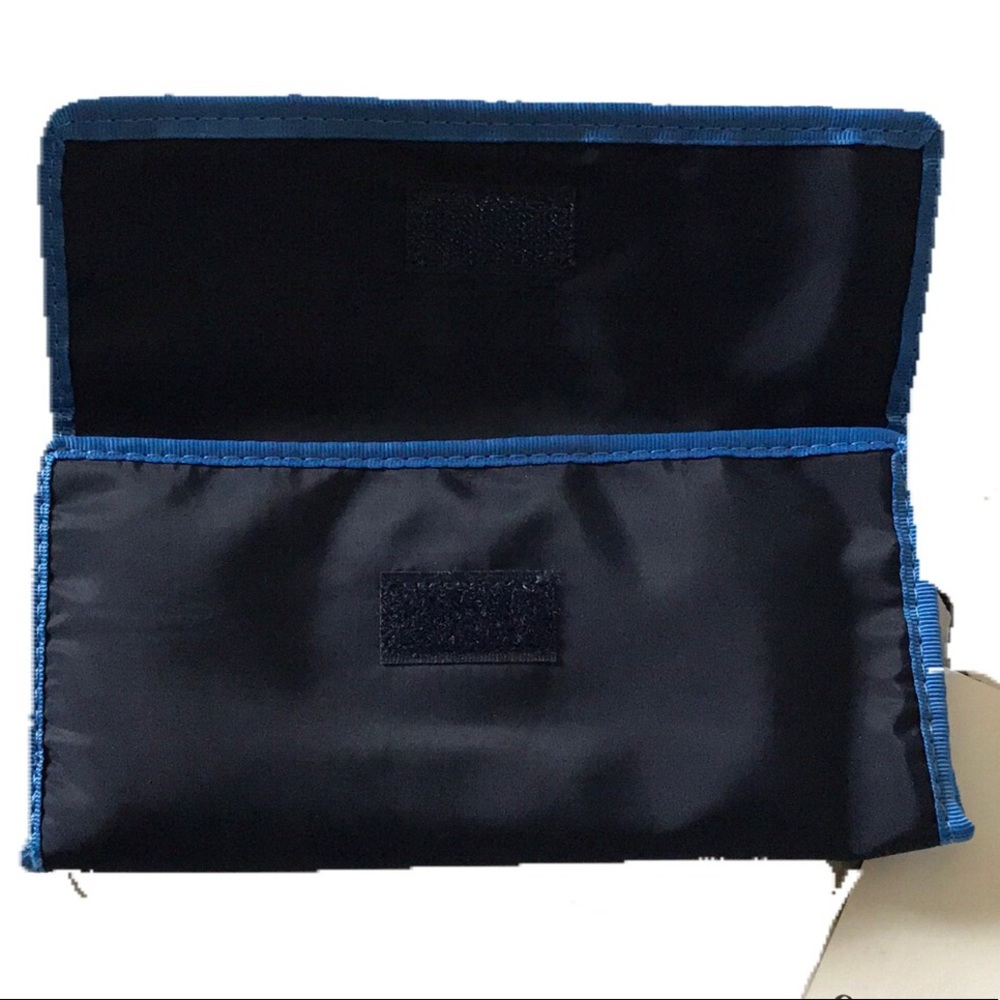 Goodfellow & Co Blue Multipocket Envelope Wallet - Picture 2 of 4